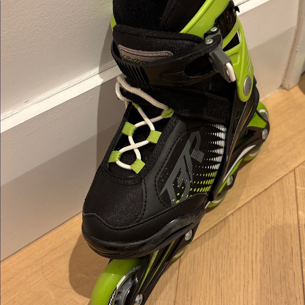 Bladerunner Phoenix Kids Adjustable Inline Skates Black Green